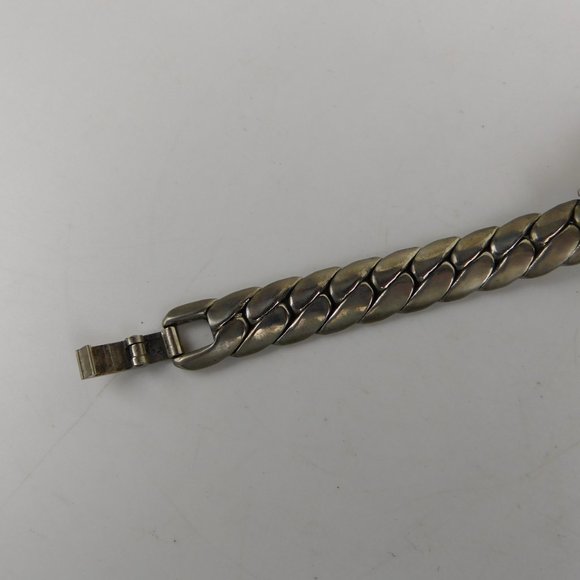 Arenix Quartz Watch with Braided Band Detail - Picture 4 of 8